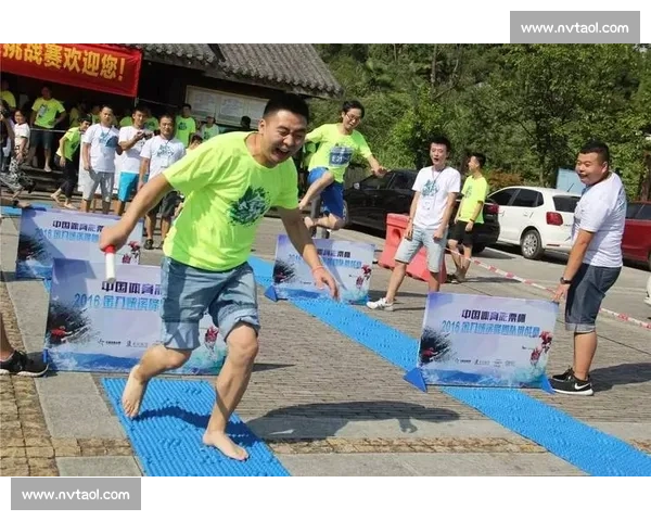 《欢乐竞技场：趣味活动大比拼，挑战极限，激发团队协作与创意》